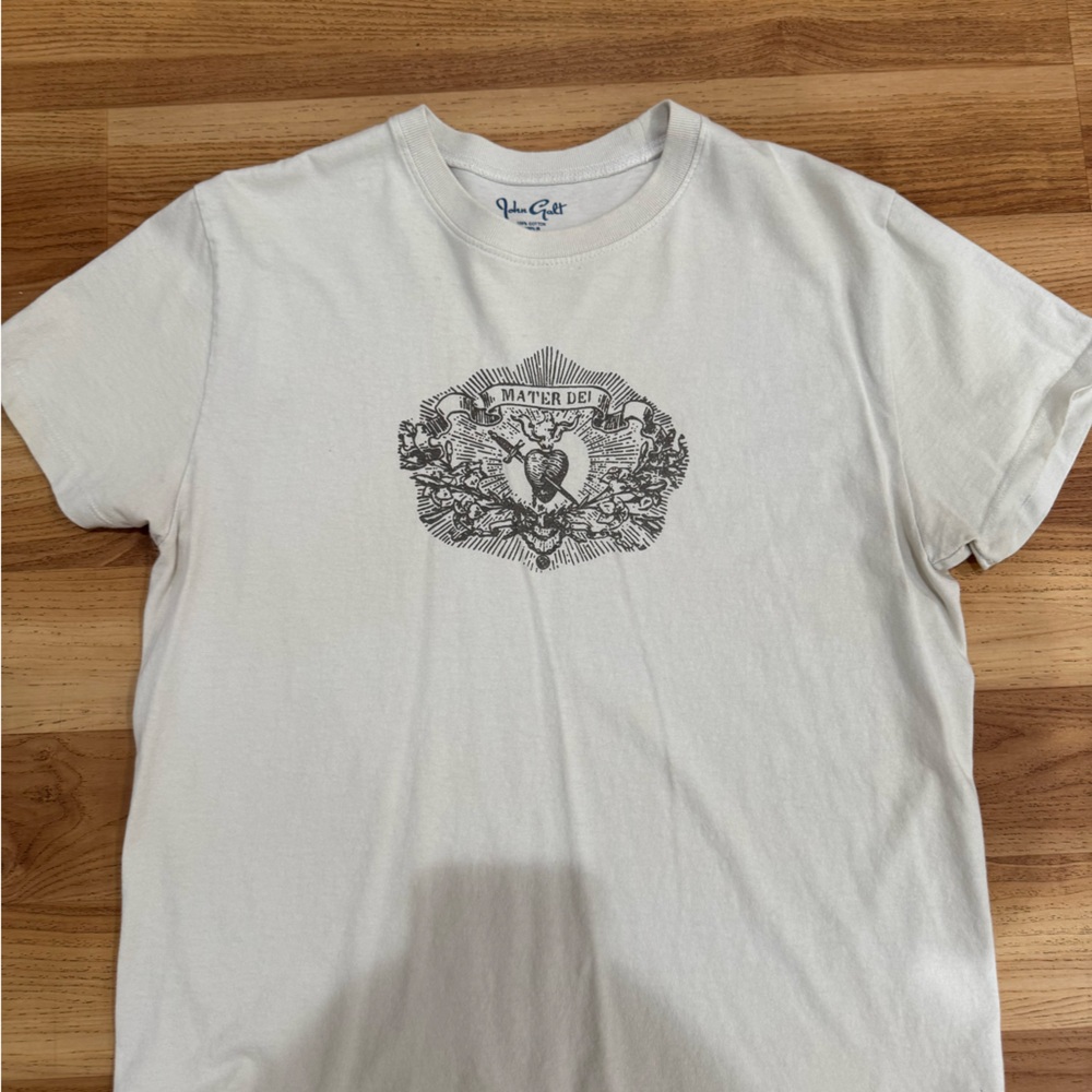 Brandy Melville White Short Sleeve Tee with Skull Graphic